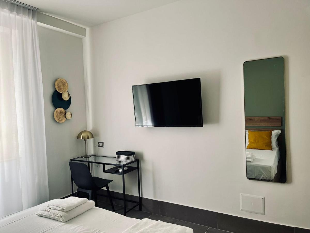 Smart Rooms Naples Nápoles Exterior foto